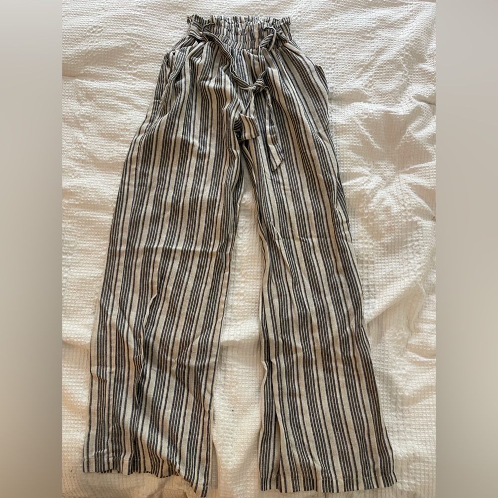 Wide leg pants